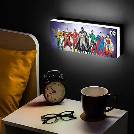 DC Comics Logo Light – 7,2 cm — photo 4