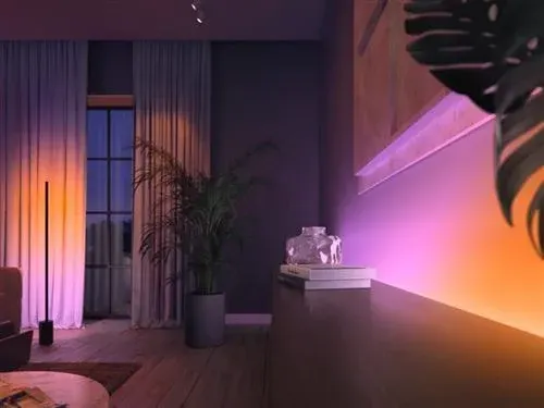 Ruban LED PHILIPS HUE W&C LightStrips 2M + Base — photo 3