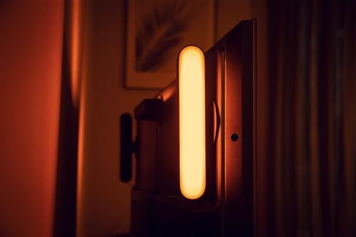 Pack-Entertainment-de-4-Barres-Lumineuses-Philips-Hue-Play-Noir (14)